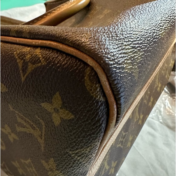 Louis Vuitton Speedy 30 by French & Co - Picture 12 of 15